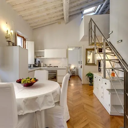 Dome La Casa Di Franci * フィレンツェ